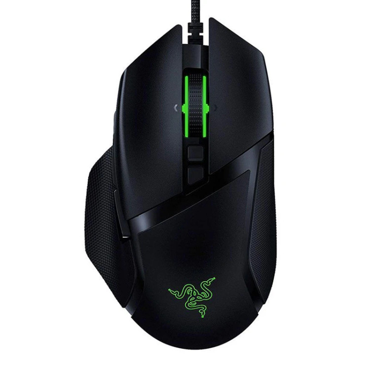 نمایی از بالا و کمی مایل از ماوس گیمینگ سیمدار مشکی Razer Basilisk V3 با لوگوی سبز Razer در مرکز بدنه و نورپردازی سبز اطراف چرخ اسکرول
